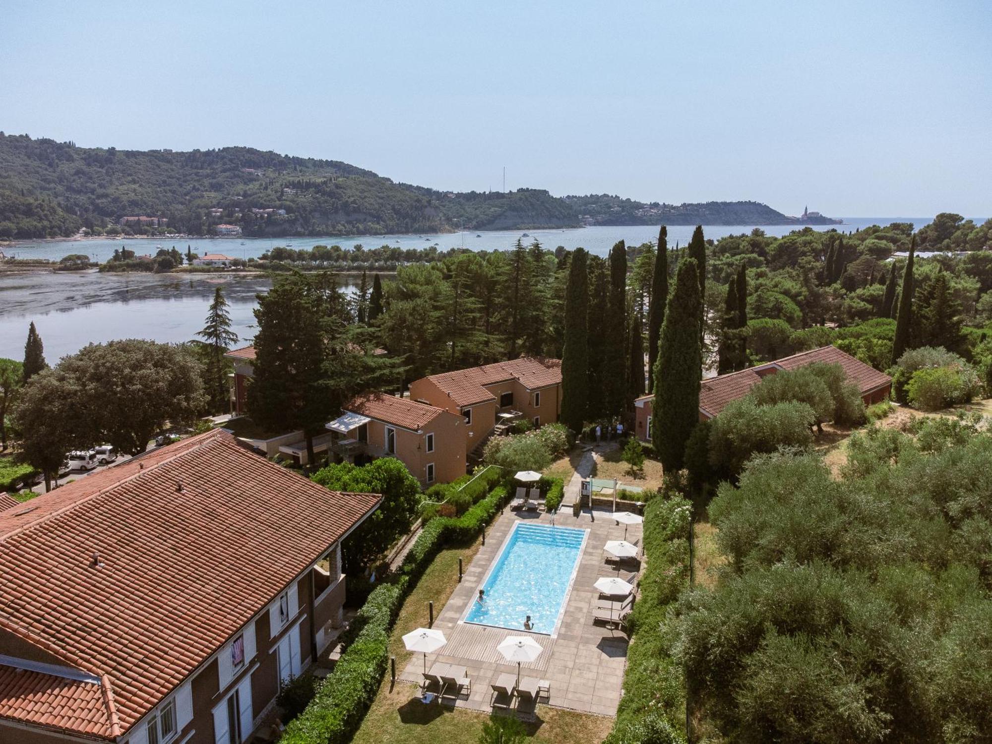 Hotel Laguna Deluxe - Terme Krka Струньян Экстерьер фото