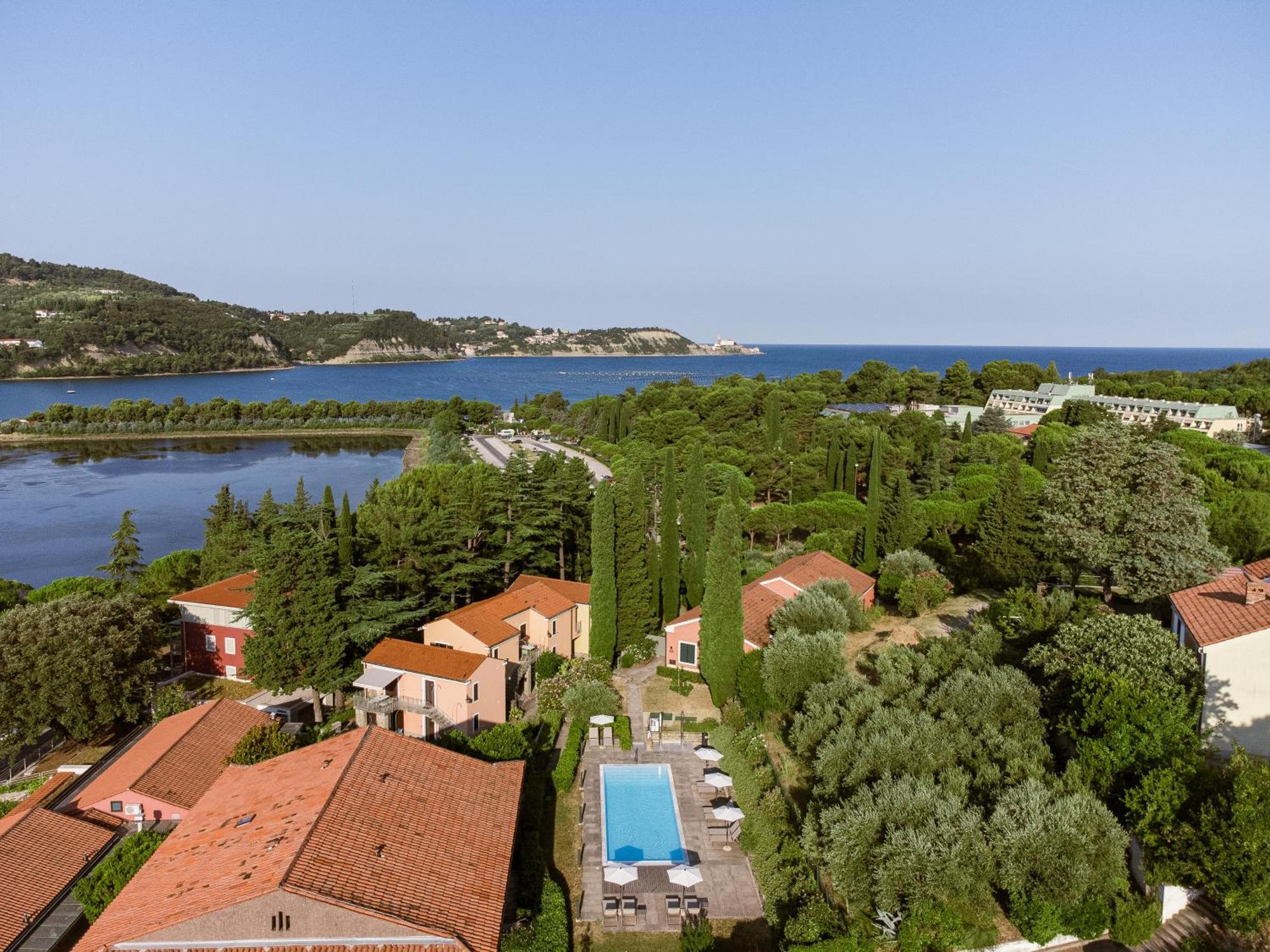 Hotel Laguna Deluxe - Terme Krka Струньян Экстерьер фото